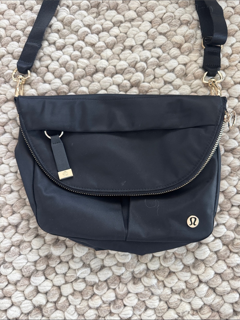 Lululemon all night festival bag. Crossbody Shoulder Bag with Gold Hardware - Picture 2 of 5